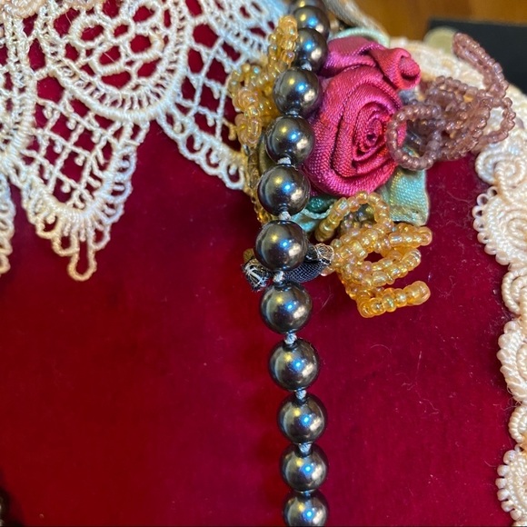 BLACK PEARLS SINGLE STRAND TOGGLE CLOSURE VTG 18” - Picture 4 of 8